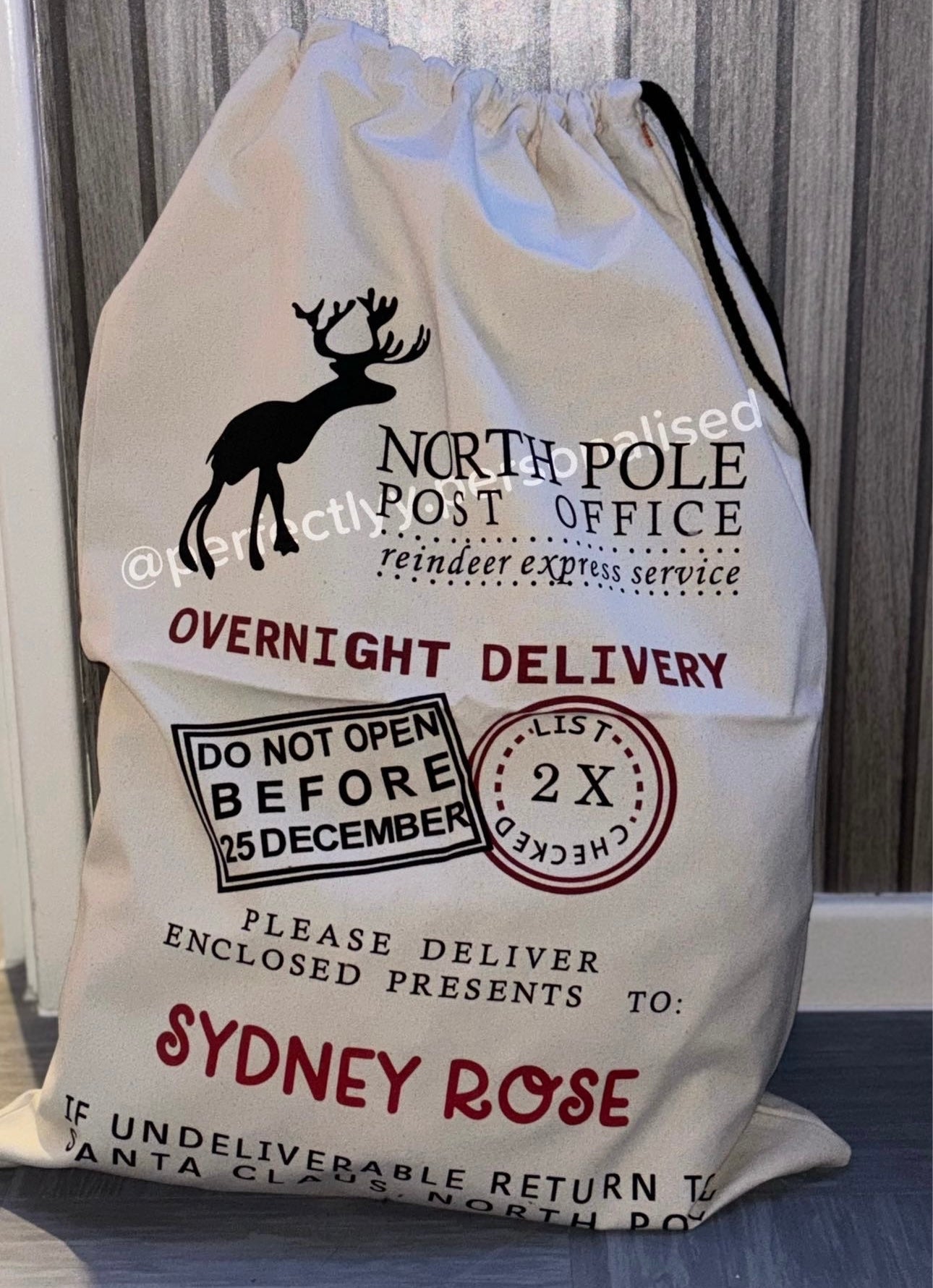 Custom present sack