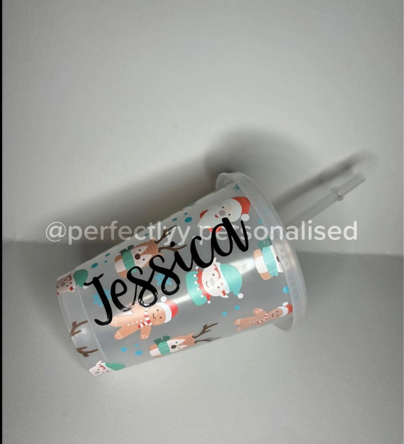 Custom colour changing cups